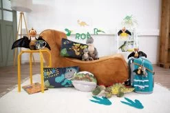 Nici 48819 Kissen Dinosaurier Tony-Rex Plüsch Dino T-Rex 43x25cm GREEN -Nici 48800 15 48801 48807 48808 48813 48815 48817 48820 48821 48822 Milieu 2048x1358 9